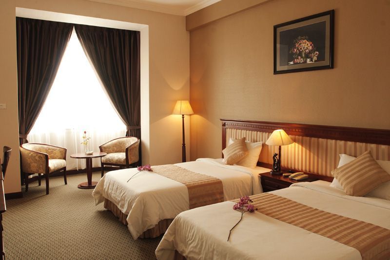 Aloha Halong Hotel Ha Long Exterior foto